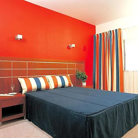 Balaia Atlantico Aparthotel 4*