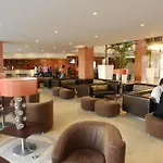 巴拉亚大西洋公寓酒店